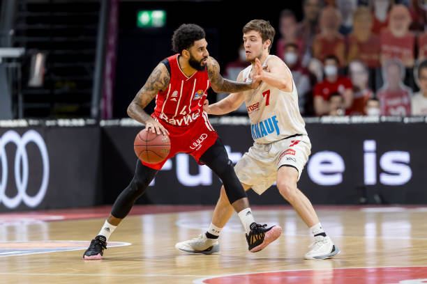 坚固的防守 坚固的防守